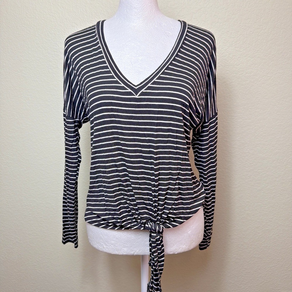 Veronica M Stripe Tie Front Shirt XS Black White V-Neck Long Sleeve Jersey Top